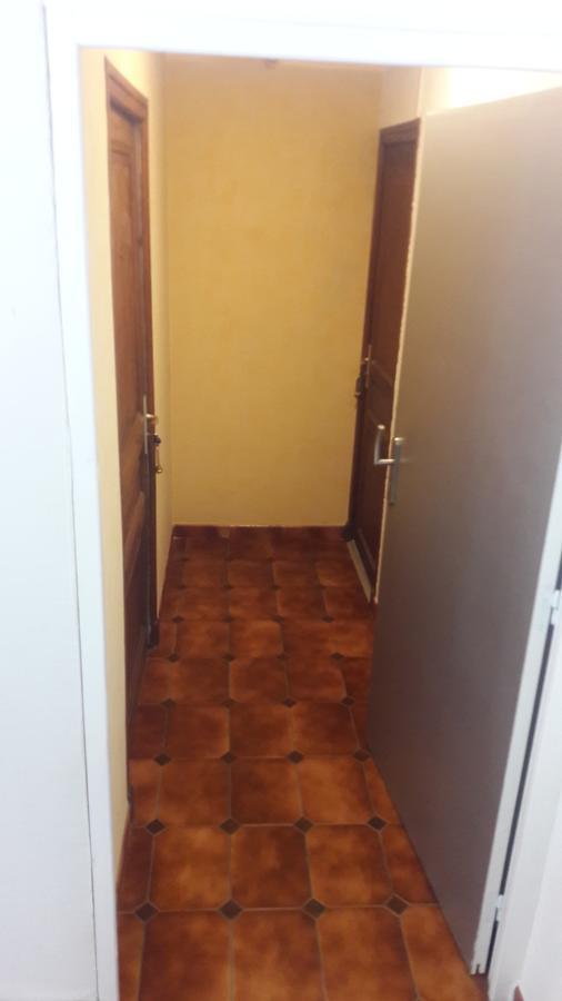 Hotel Chez Cécile Mornas Esterno foto